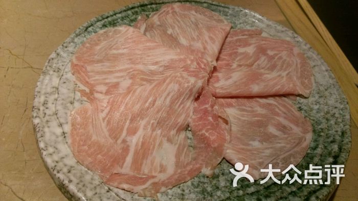 黄金六两猪颈肉