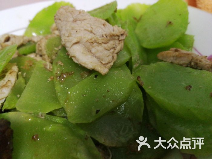 青春献给小酒桌