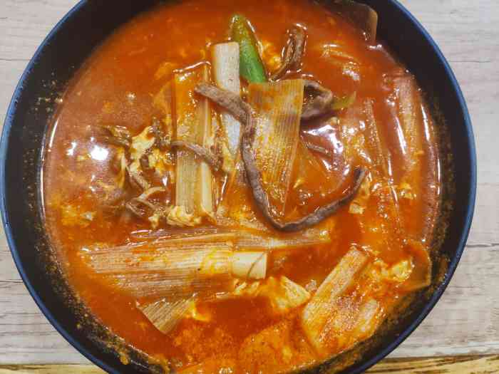 六大将牛肉辣汤中兴方城店
