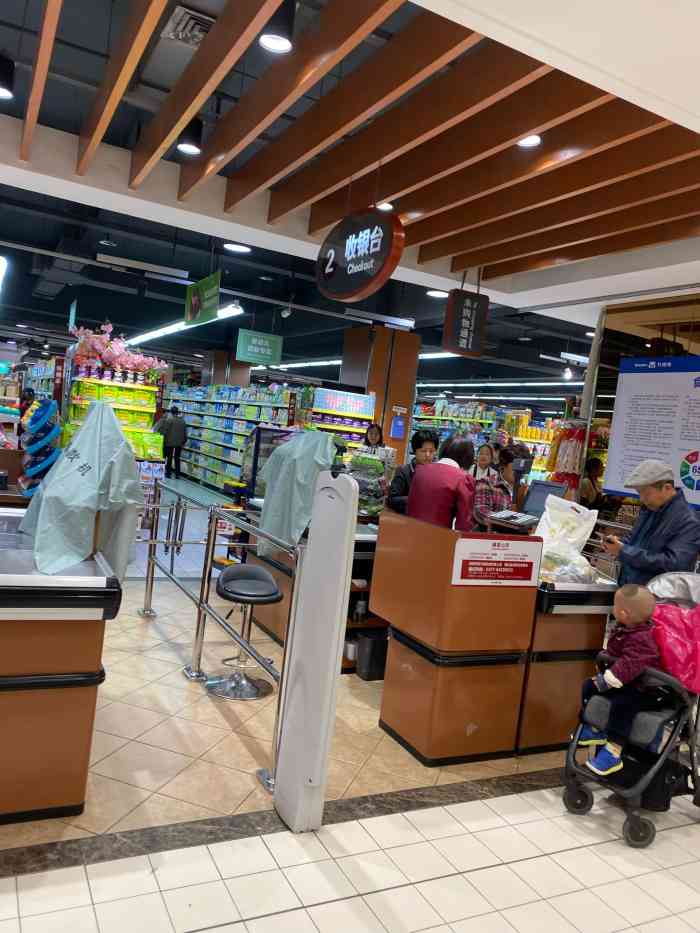 万德隆时代广场-"万德隆邓州五店的开业,是万德隆公司