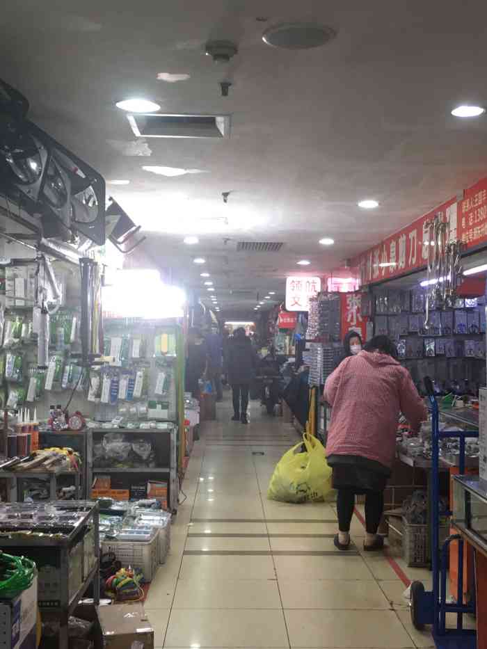 杭州东升小商品市场-"这个市场也叫东站小商品批发.要