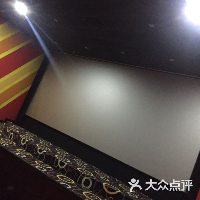 青春光线电影院