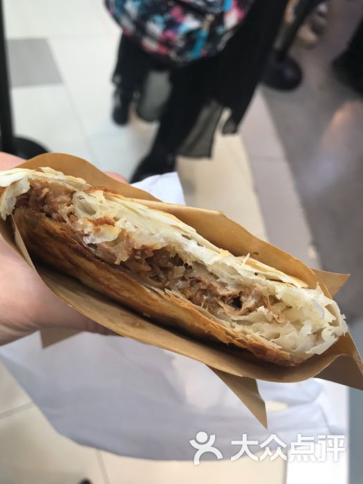 招牌腊汁肉夹馍