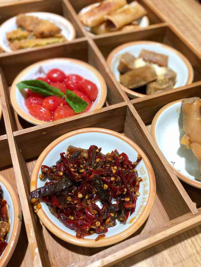 舌尖派对.四川小吃集(太古里店)