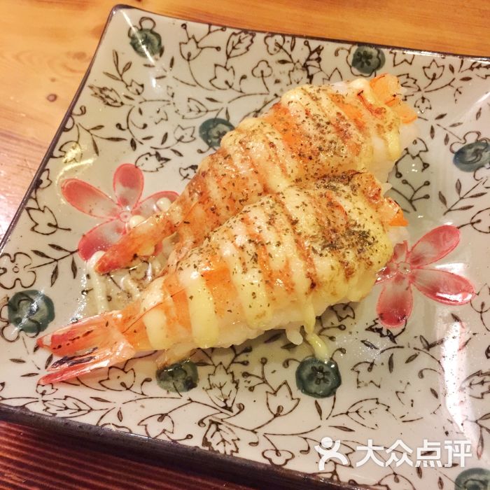 火炙鲜虾寿司