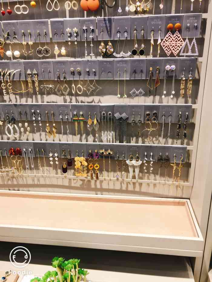 萱子饰品洞庭路万达店