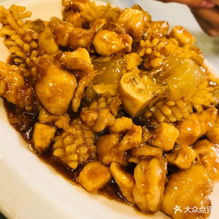 桂园餐厅特别火的天津菜餐馆点了最出名的黑