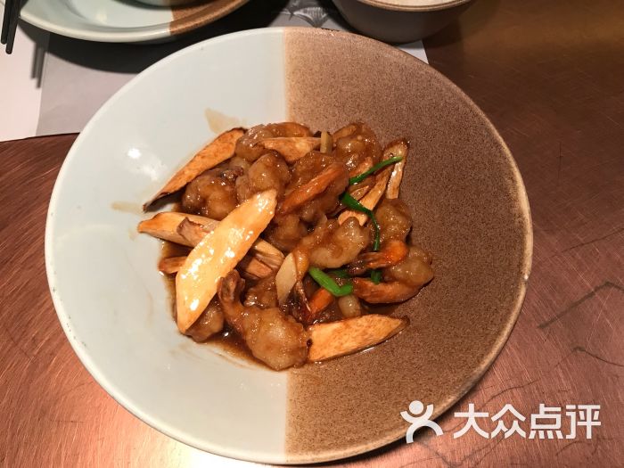 外婆家(湖滨银泰in77店-油爆虾球图片-杭州美食-大众点评网