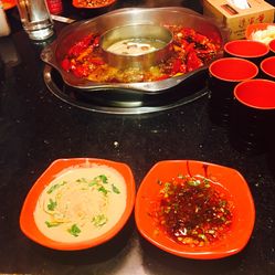 董家湾火锅人均消费_火锅卡通图片