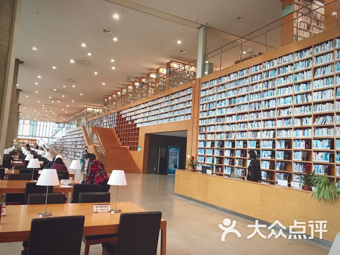 浦东图书馆-内景图片-上海休闲娱乐-大众点评网