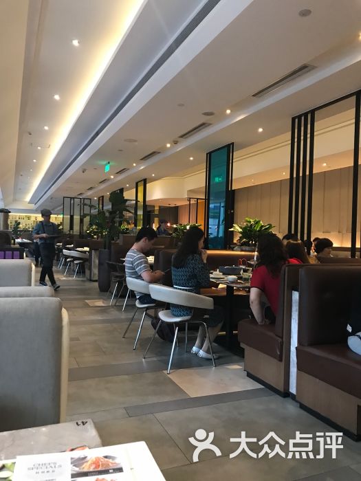 港丽餐厅(皇庭广场店)--环境图片-深圳美食-大众点评网