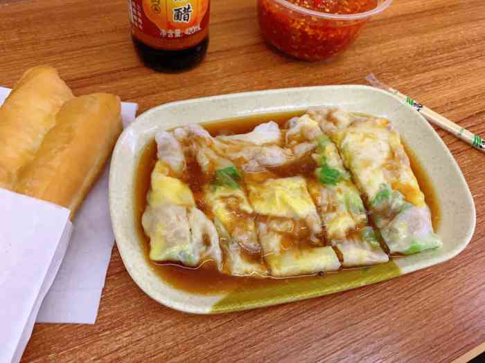 石磨肠粉王(下沙店)-"每次点都是玉米,瘦肉加鸡蛋,辣椒真的好香.