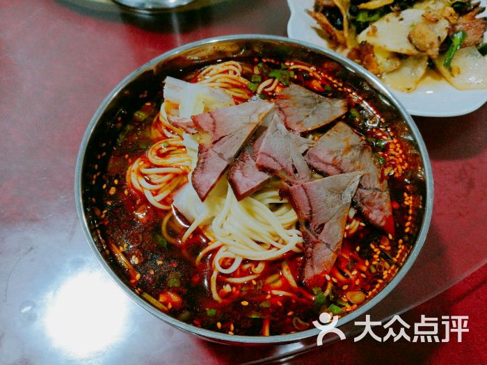 喜欢的菜:                                     土豆腊肉牛肉面熊掌