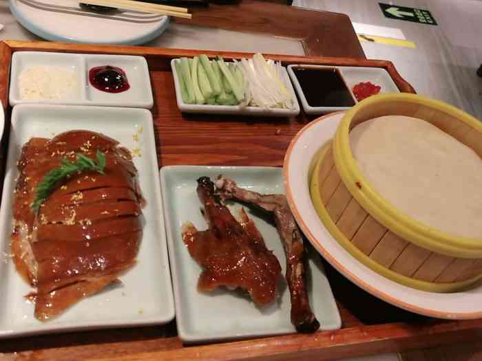 地安门烤鸭店(地安门店"实在是太太太太太香了本不爱吃肉选手自己.