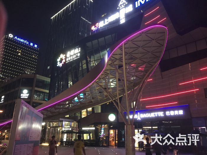 星耀城:来这里吃个饭，停车简直无语，停杭州生活服务