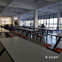 东瓯中学食堂