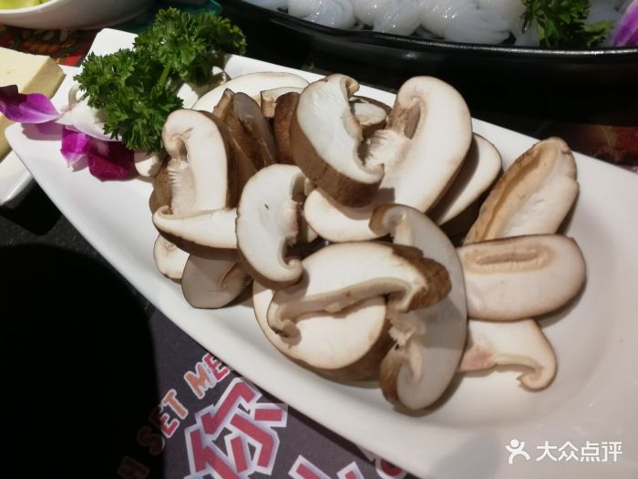 桐记小灶儿牛板筋火锅(悠唐购物中心店)香菇图片 - 第771张
