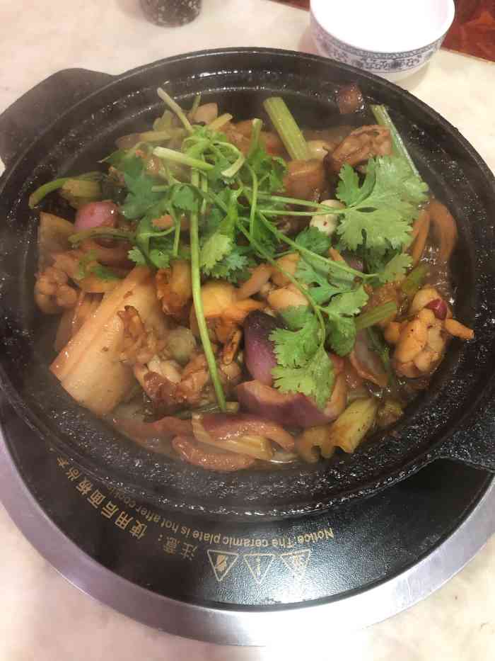 重庆鸡公煲烤全鱼(罗秀路店)-"味道超级赞的 一家小小的店 但是不管什