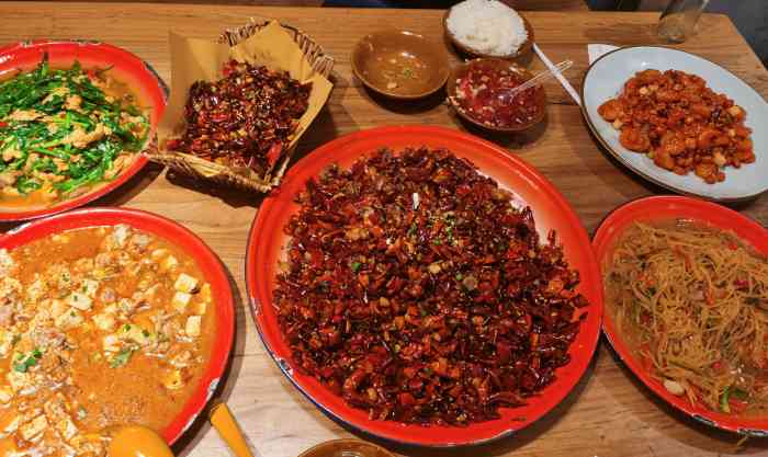 先启半步颠小酒馆(周浦万达店)-"菜品量真的好大那「泰椒土豆丝」土豆