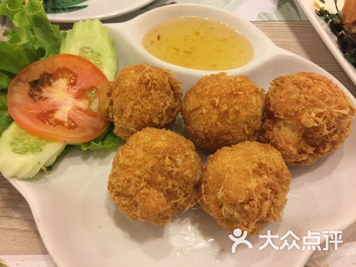 炸虾丸