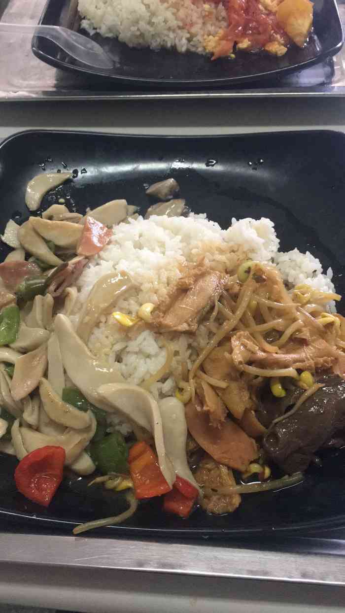 江苏大学六食堂