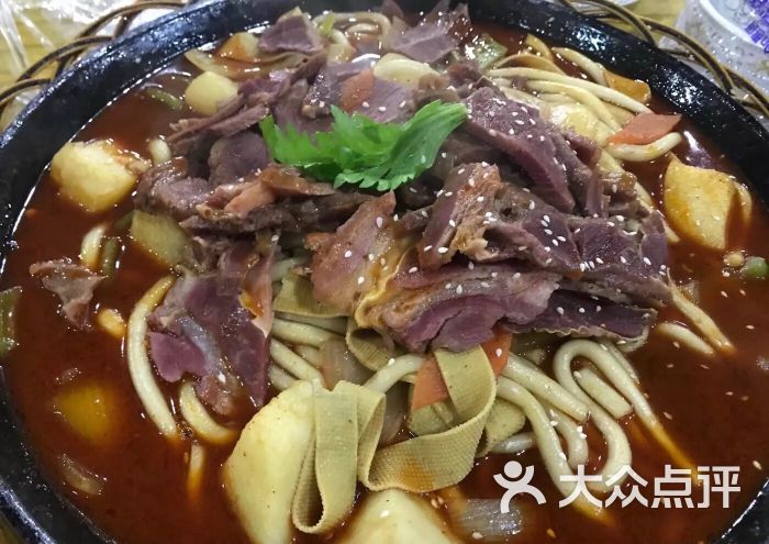 乞丐铁锅驴肉小锅