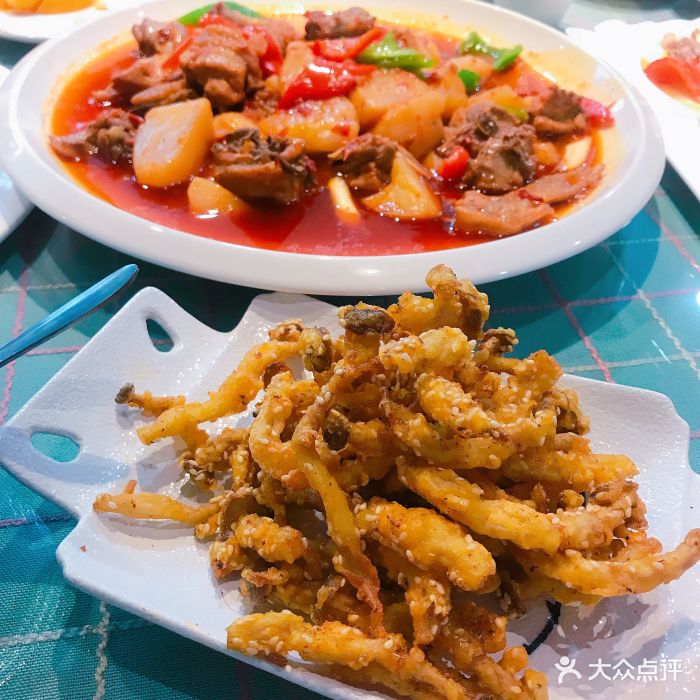 丝路巴依新疆主题风味餐厅(爱融荟城店)芝麻蘑菇图片