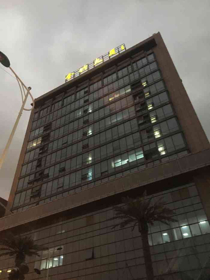 金竹大厦-东门-"金竹设计大厦位于苏州市吴中区木渎镇金枫南.