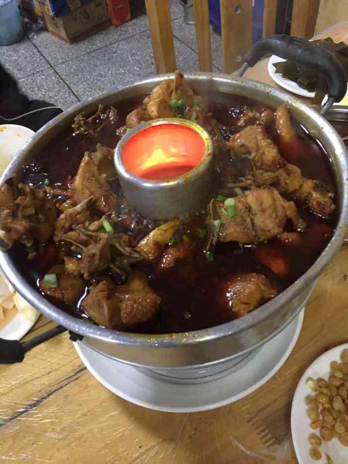 郭场火锅鸡(庙山店)-"朋友带我来这家火锅鸡吃饭,位置