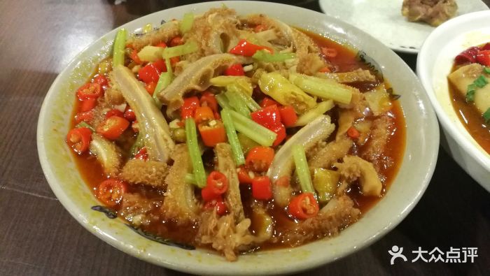 酸辣牛肚