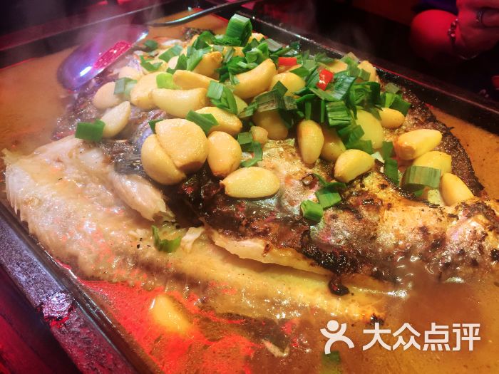 蒜香清江鱼