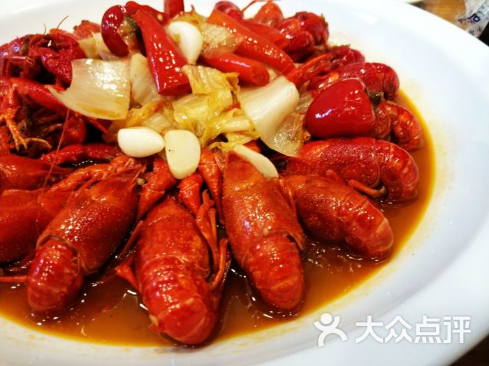 泡菜爱上小龙虾