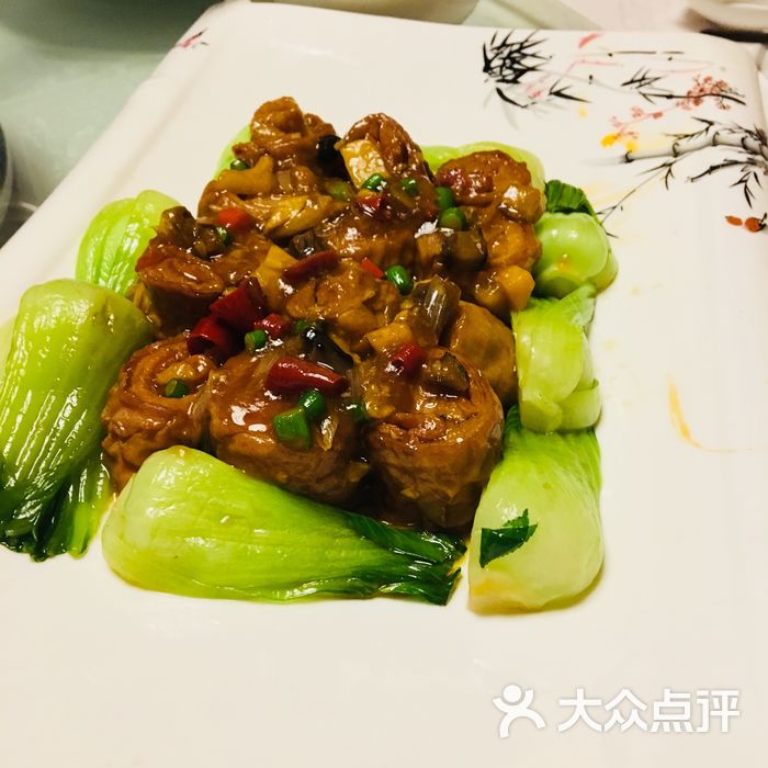 鹿鸣春饭店