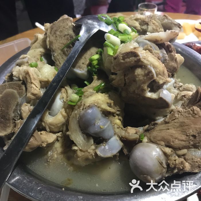 宜城胡胖子大虾筒子骨图片 - 第2张