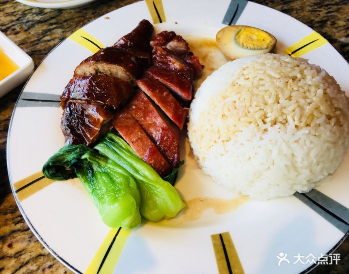 烧腊双拼饭
