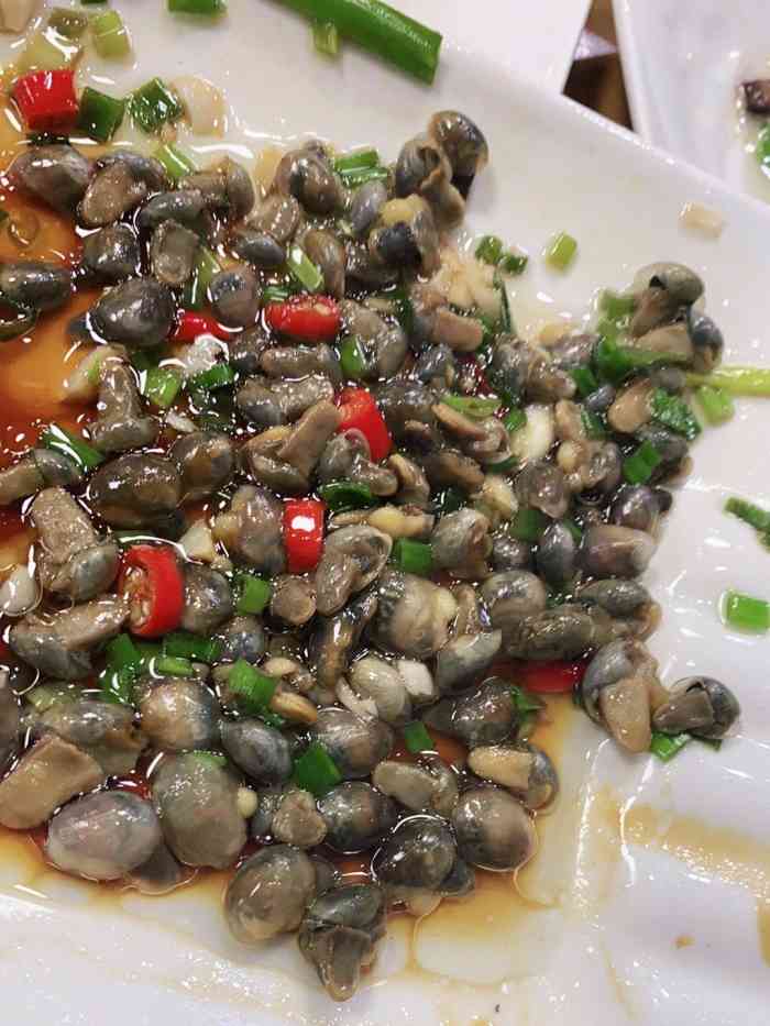 宁波小海鲜(龙居道店"重点要说的是店非常火,去晚了就没地方了.