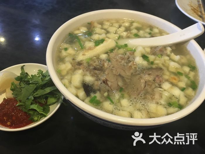 羊肉泡馍