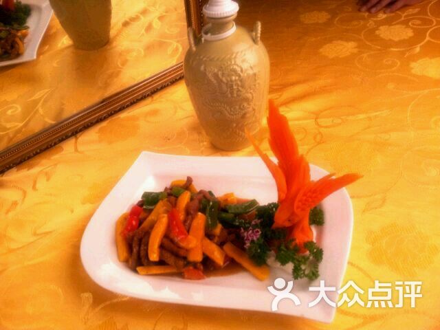 多伦多海鲜自助餐厅_国外海鲜主题餐厅设计_将军匙海鲜餐厅(2)