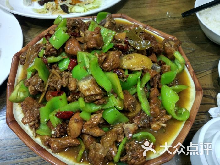 老章丘菜馆(章丘眼明泉店)-老章丘炒鸡图片-章丘美食-大众点评网