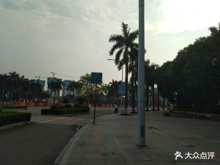 洪梅文化体育广场-图片-东莞运动健身-大众点评网