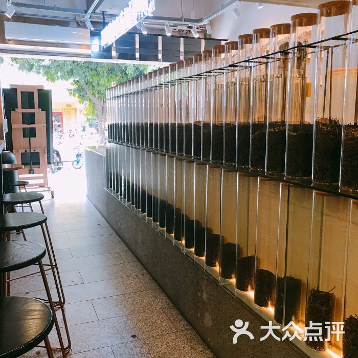 正好看见在微信上推广有活动,转发朋友圈买.