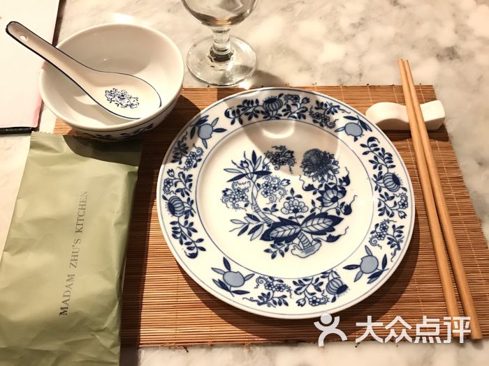 汉舍中国菜馆(丁香路店)餐具摆设图片 - 第1张