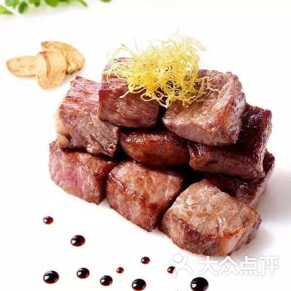 煎安格斯牛肉粒