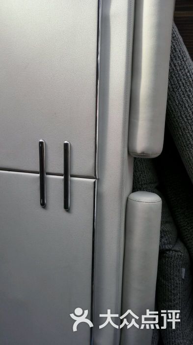 在天津武警医院附近是有个旧货服装市场吗?