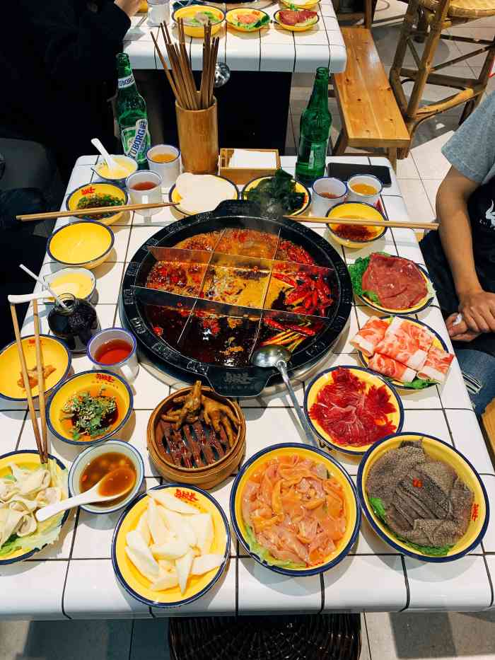 卤校长老火锅(观音桥直营店)