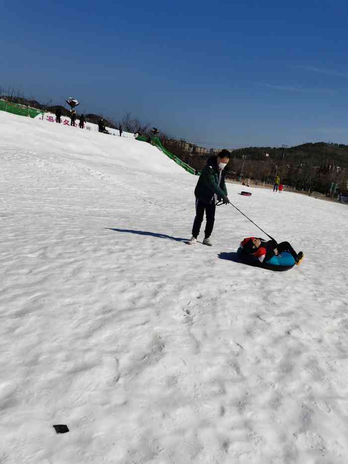 世博园戏雪乐园-"听说家门口有滑雪的地方.那一定再去