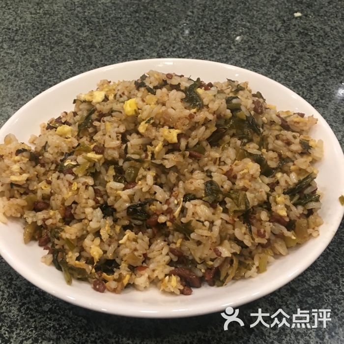 雪菜辣肉炒饭