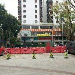 广州婚纱街地铁站_广州地铁站图片(3)