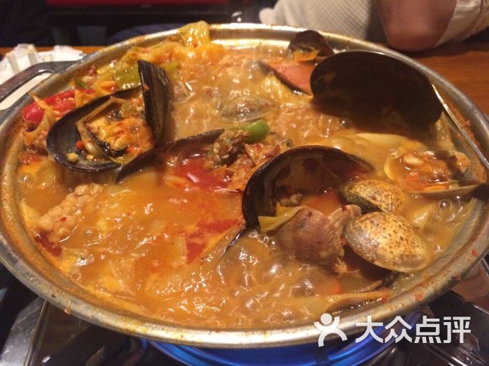 韩国海鲜汤面图片_美食网海鲜汤图片_韩国海鲜汤(4)