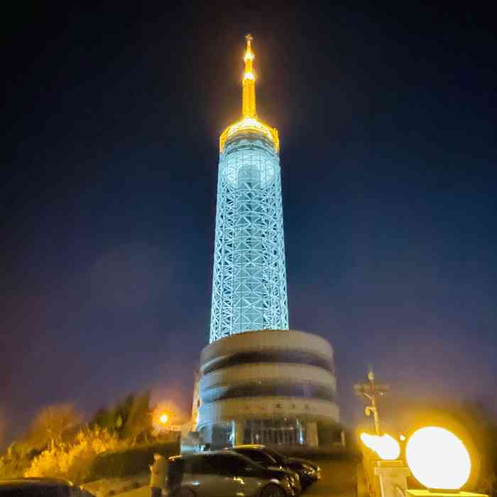 电视塔山-"大连游,第三天上午来到劳动公园,乘坐富斯.